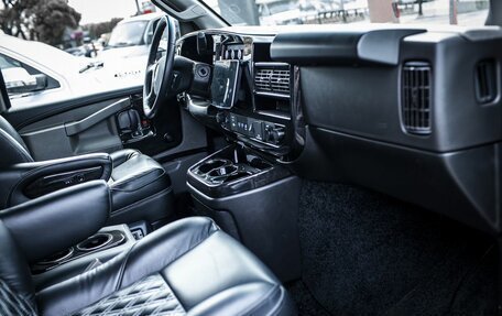 Chevrolet Express II, 2023 год, 15 999 000 рублей, 11 фотография
