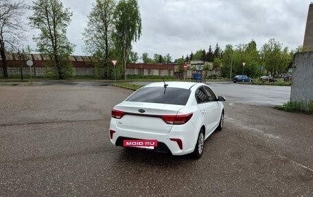KIA Rio IV, 2017 год, 900 000 рублей, 4 фотография