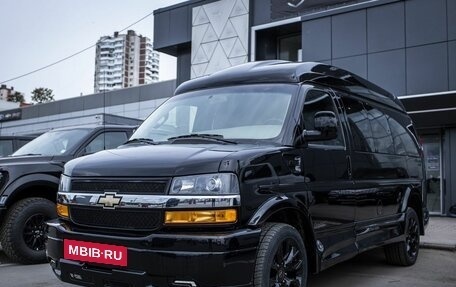 Chevrolet Express II, 2023 год, 15 999 000 рублей, 3 фотография