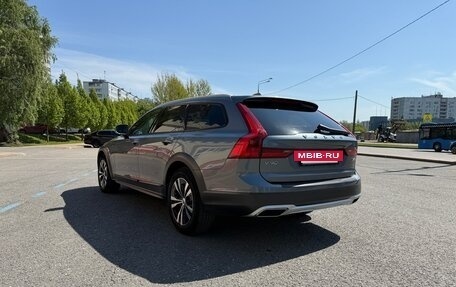 Volvo V90 Cross Country I рестайлинг, 2019 год, 2 400 000 рублей, 6 фотография