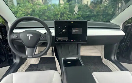 Tesla Model 3 I, 2022 год, 1 955 000 рублей, 4 фотография