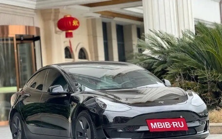 Tesla Model 3 I, 2022 год, 1 955 000 рублей, 3 фотография