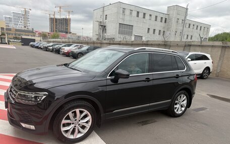 Volkswagen Tiguan II, 2017 год, 2 750 000 рублей, 2 фотография