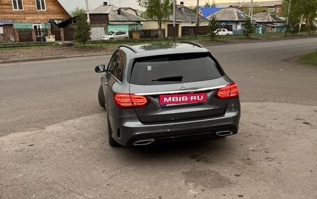 Mercedes-Benz C-Класс, 2021 год, 3 100 000 рублей, 4 фотография
