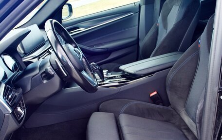 BMW 5 серия, 2021 год, 5 300 000 рублей, 6 фотография
