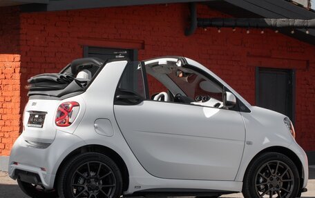 Smart Fortwo III, 2021 год, 3 650 000 рублей, 13 фотография