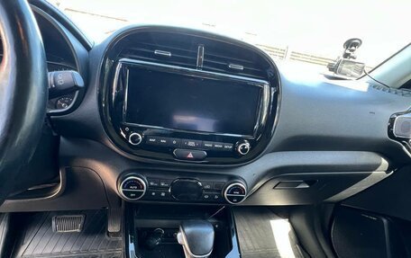 KIA Soul III, 2019 год, 2 400 000 рублей, 11 фотография