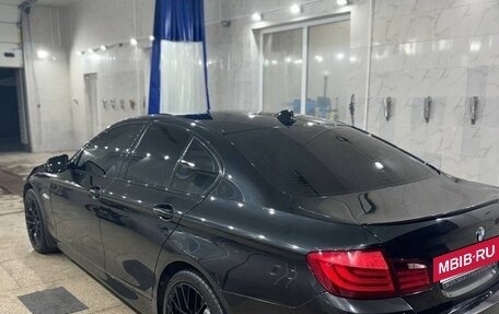 BMW 5 серия, 2010 год, 2 150 000 рублей, 3 фотография