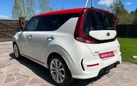 KIA Soul III, 2019 год, 2 400 000 рублей, 2 фотография