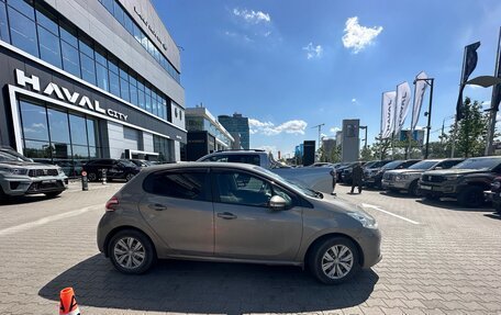 Peugeot 208 II, 2014 год, 681 000 рублей, 2 фотография