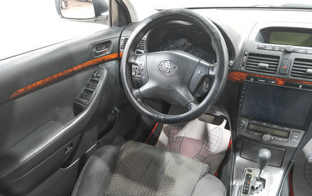 Toyota Avensis III рестайлинг, 2004 год, 799 000 рублей, 9 фотография