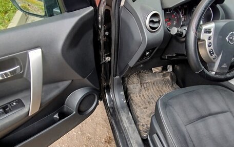 Nissan Qashqai, 2010 год, 800 000 рублей, 3 фотография