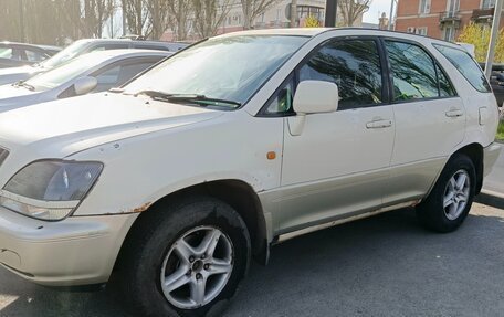 Toyota Harrier, 1998 год, 550 000 рублей, 4 фотография