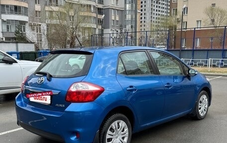 Toyota Auris II, 2010 год, 1 000 000 рублей, 2 фотография