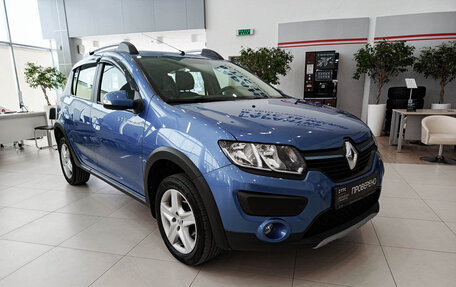 Renault Sandero II рестайлинг, 2017 год, 1 017 000 рублей, 3 фотография