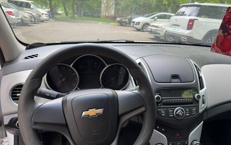 Chevrolet Cruze II, 2014 год, 600 000 рублей, 11 фотография