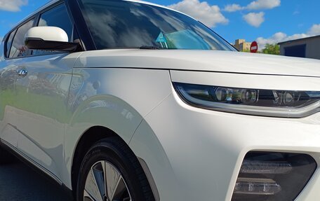 KIA Soul EV, 2020 год, 2 980 000 рублей, 4 фотография