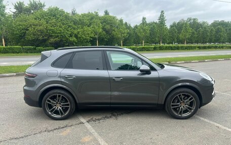 Porsche Cayenne III, 2022 год, 10 499 000 рублей, 7 фотография