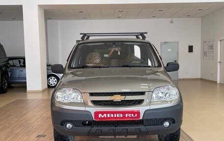 Chevrolet Niva I рестайлинг, 2011 год, 450 000 рублей, 2 фотография