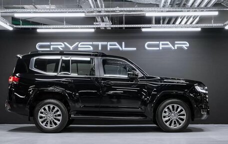 Toyota Land Cruiser, 2024 год, 12 300 000 рублей, 6 фотография