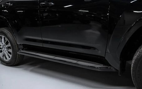 Toyota Land Cruiser, 2024 год, 12 300 000 рублей, 8 фотография