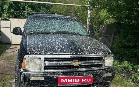 Chevrolet Blazer II рестайлинг, 1996 год, 800 000 рублей, 2 фотография