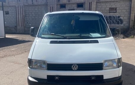 Volkswagen Transporter T4, 2001 год, 610 000 рублей, 2 фотография
