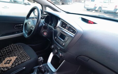 KIA cee'd III, 2018 год, 800 000 рублей, 2 фотография