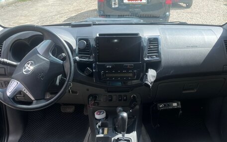 Toyota Hilux VII, 2013 год, 2 050 000 рублей, 2 фотография
