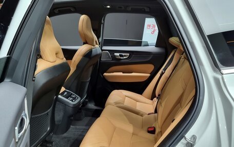 Volvo XC60 II, 2022 год, 3 402 000 рублей, 6 фотография