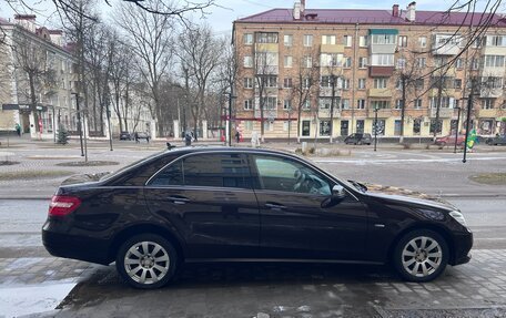 Mercedes-Benz E-Класс, 2010 год, 1 200 000 рублей, 2 фотография