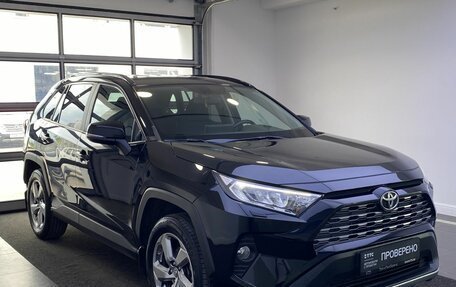 Toyota RAV4, 2020 год, 3 099 000 рублей, 3 фотография
