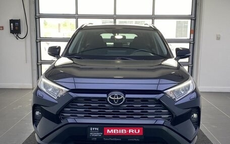 Toyota RAV4, 2020 год, 3 099 000 рублей, 2 фотография