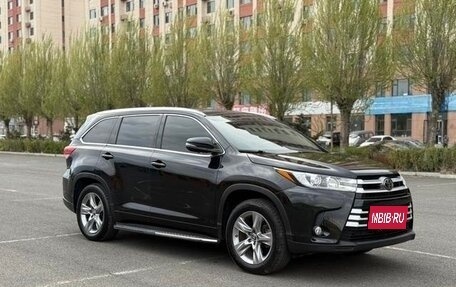 Toyota Highlander III, 2021 год, 2 730 446 рублей, 3 фотография