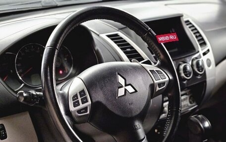 Mitsubishi Pajero Sport II рестайлинг, 2012 год, 1 785 000 рублей, 10 фотография