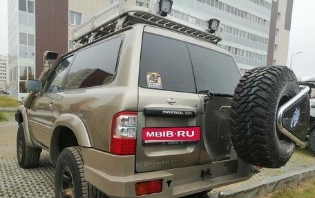 Nissan Patrol, 2001 год, 2 500 000 рублей, 2 фотография