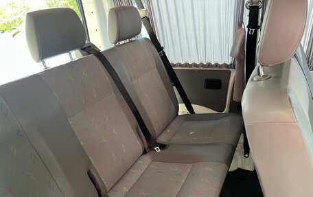 Volkswagen Transporter T5 рестайлинг, 2008 год, 1 900 000 рублей, 3 фотография