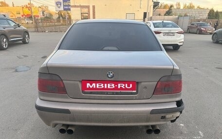 BMW 5 серия, 1998 год, 520 000 рублей, 3 фотография
