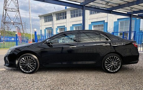Toyota Camry, 2017 год, 1 999 000 рублей, 2 фотография