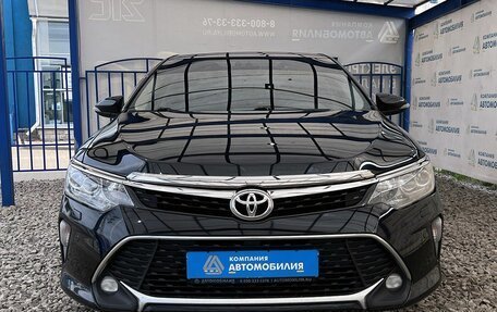 Toyota Camry, 2017 год, 1 999 000 рублей, 8 фотография