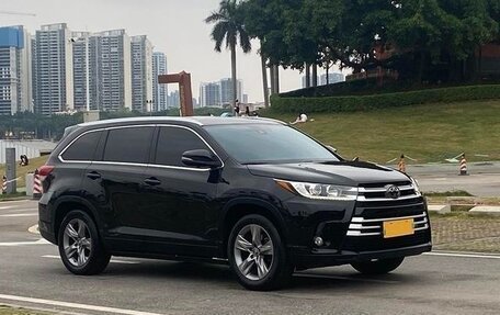Toyota Highlander III, 2021 год, 2 820 446 рублей, 4 фотография