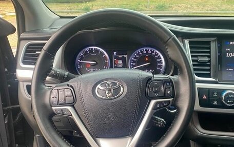 Toyota Highlander III, 2021 год, 2 820 446 рублей, 9 фотография