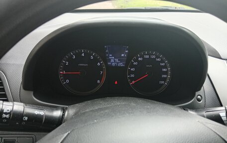 Hyundai Solaris II рестайлинг, 2011 год, 699 000 рублей, 3 фотография