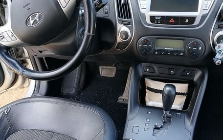 Hyundai ix35 I рестайлинг, 2013 год, 1 200 000 рублей, 3 фотография