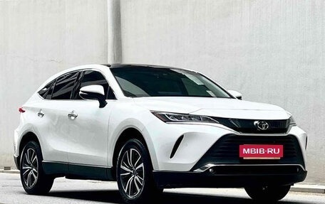 Toyota Harrier, 2022 год, 3 050 446 рублей, 3 фотография