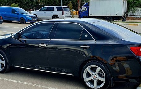 Toyota Camry, 2012 год, 2 100 000 рублей, 4 фотография