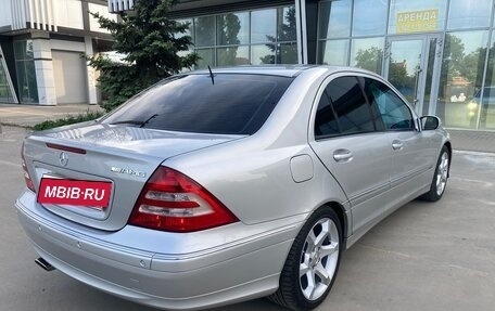 Mercedes-Benz C-Класс, 2005 год, 990 000 рублей, 11 фотография