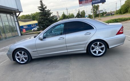 Mercedes-Benz C-Класс, 2005 год, 990 000 рублей, 14 фотография