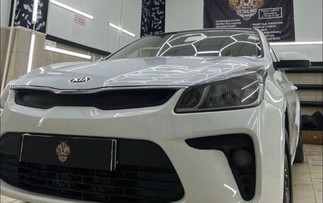 KIA Rio IV, 2017 год, 620 000 рублей, 2 фотография