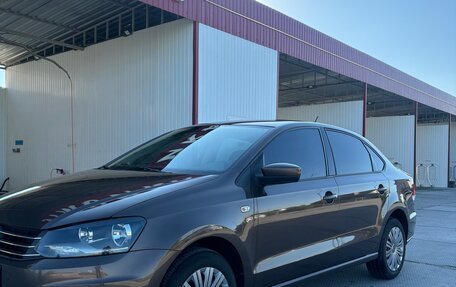 Volkswagen Polo VI (EU Market), 2015 год, 1 140 000 рублей, 2 фотография
